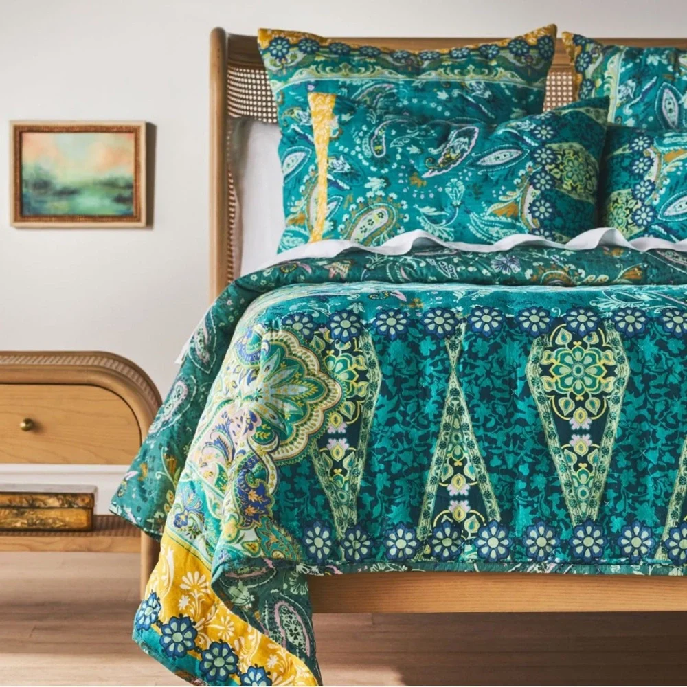 KING Iskra Paisley Quilt Set